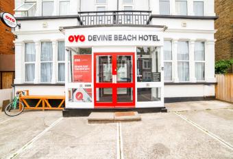 OYO Devine Beach Hotel, Westcliff Southend-On-Sea allows 18 year olds to book a room
