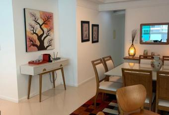 Amplo e Confort  vel has Balcony rooms