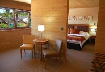 Puerto Chico Hotel has rooms with a private hot tub