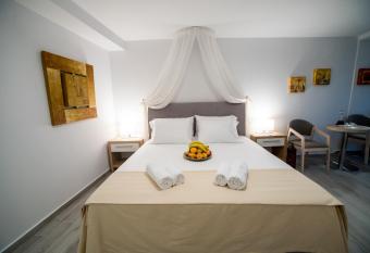 Kratiras View Luxury Suites allows 18 year olds to book a room