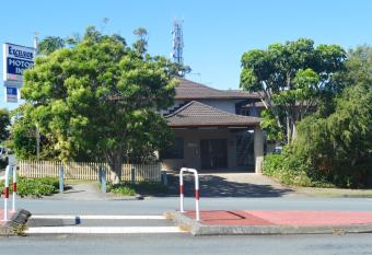 Excelsior Motor Inn has Balcony rooms