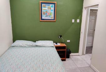 Woodbrook on the Avenue has Balcony rooms