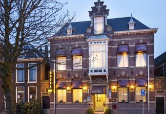 Hotel Dordrecht has Balcony rooms