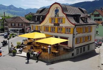 Adler Hotel allows 18 year olds to book a room