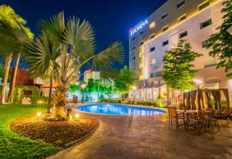 Hotel Lucerna Hermosillo allows 18 year olds to book a room