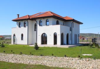Pensiunea Casa Alba has Balcony rooms