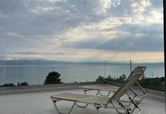 Agios Fanourios Place has Balcony rooms