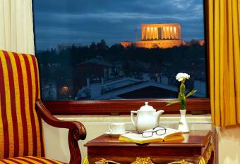 Hotel Ickale allows 18 year olds to book a room