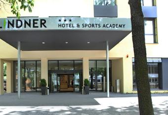 Lindner Hotel Frankfurt Sportpark, part of JdV by Hyatt allows 18 year olds to book a room