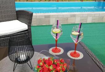 Apartment Ferenac has Balcony rooms