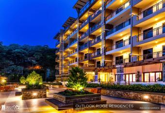 Outlook Ridge Residences has Balcony rooms