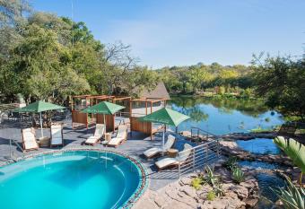 Seasons Golf, Leisure, Spa has Balcony rooms