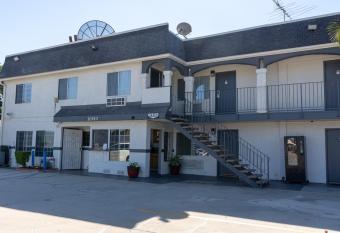 Value Inn Bellflower allows 18 year olds to book a room