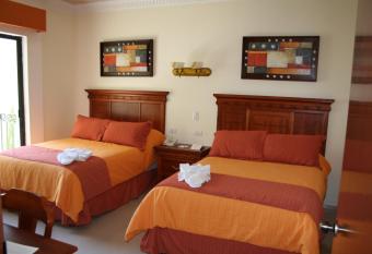 Gran Real Yucatan has rooms with a private hot tub