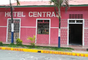 Hotel Central has Balcony rooms