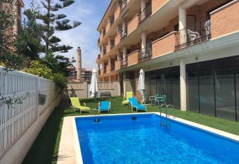 Portocanet Complejo Tur  stico has Balcony rooms