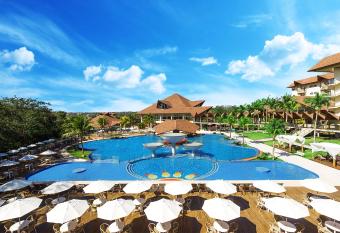 Recanto Cataratas - Thermas, Resort e Convention has rooms with a private hot tub