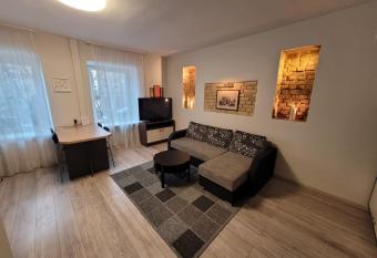 Apartment on Kudirkos 20 allows 18 year olds to book a room