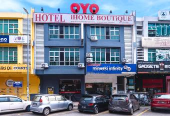 Ihome Boutique Hotel allows 18 year olds to book a room