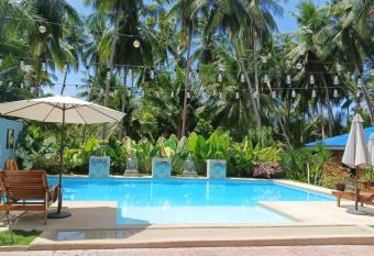 House Rental Banaba Tree has Balcony rooms