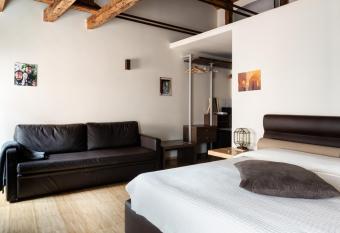 B&B Casin dei Nobili has rooms with a private hot tub