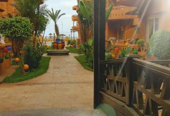 Kalaat El Mansouria has Balcony rooms