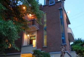 Villa Valentino has Balcony rooms