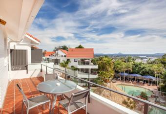 Noosa International Resort has Balcony rooms