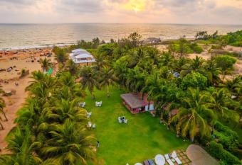O Hotel Goa, Candolim Beach allows 18 year olds to book a room