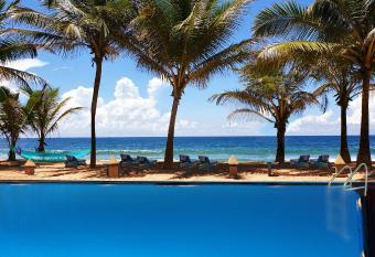 Oasey Beach Hotel has Balcony rooms