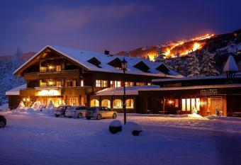 Hunderfossen Hotel & Resort allows 18 year olds to book a room