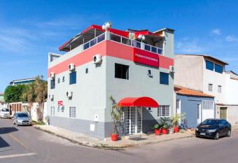 Pousada Flor De Bras  lia allows 18 year olds to book a room