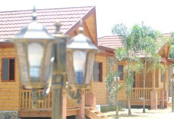 Carmen Hotel & Villas allows 18 year olds to book a room