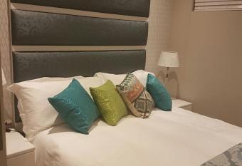 Zimbali Suite 516 allows 18 year olds to book a room