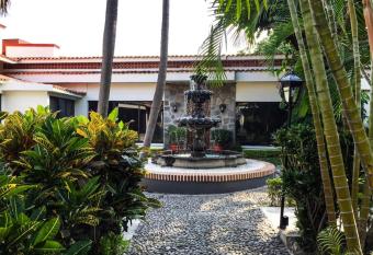 Casa Reforma has Balcony rooms