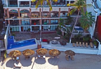 Vallarta Shores Beach Hotel has Balcony rooms