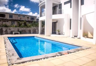 The Palm Residence has Balcony rooms