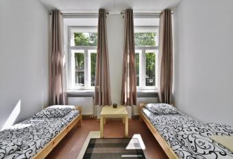 Laisves Avenue Hostel  allows 18 year olds to book a room