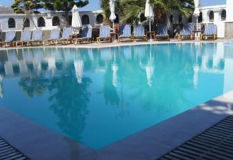 Sweet Heart Studios allows 18 year olds to book a room