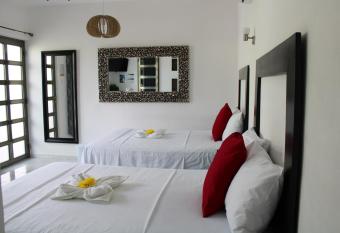 Casa Zazil has Balcony rooms