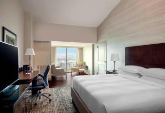 Atlanta Marriott Perimeter Center has Balcony rooms