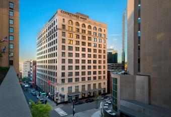 Courtyard by Marriott Nashville Downtown allows 18 year olds to book a room