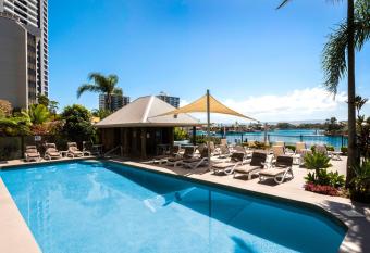 Moorings On Cavill Surfers Paradise has Balcony rooms