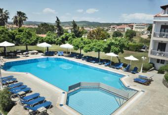 Acrotel Lily Ann Village has Balcony rooms