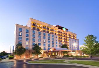 Courtyard by Marriott Denver Airport has Balcony rooms