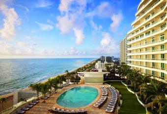 The Ritz-Carlton Fort Lauderdale has Balcony rooms