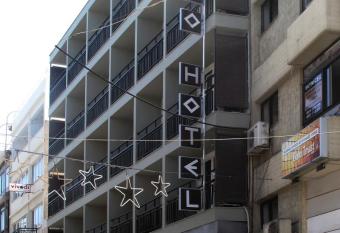 El Greco Hotel allows 18 year olds to book a room