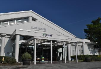 Renaissance Tanagura has Smoking rooms