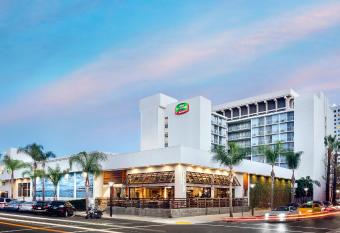 Courtyard by Marriott Long Beach Downtown has Balcony rooms