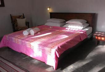 Hikkaduwa River Cottage has Smoking rooms